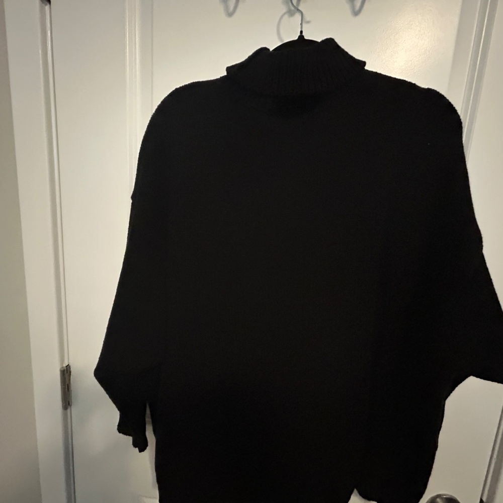 Sweaters - Picture 3 of 3